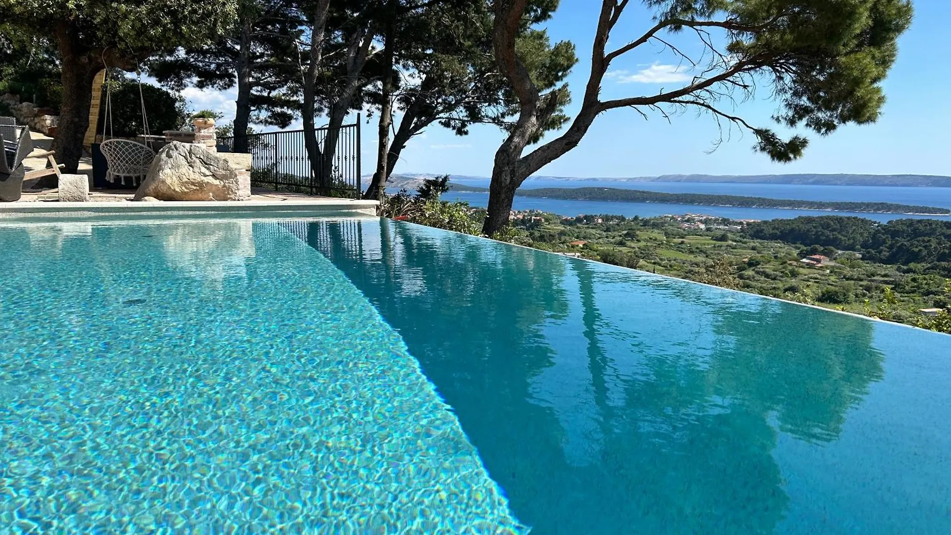 Holiday House Pantovcak, Secluded Stone House With Heated Pool And Unique View Rab Town Croatia