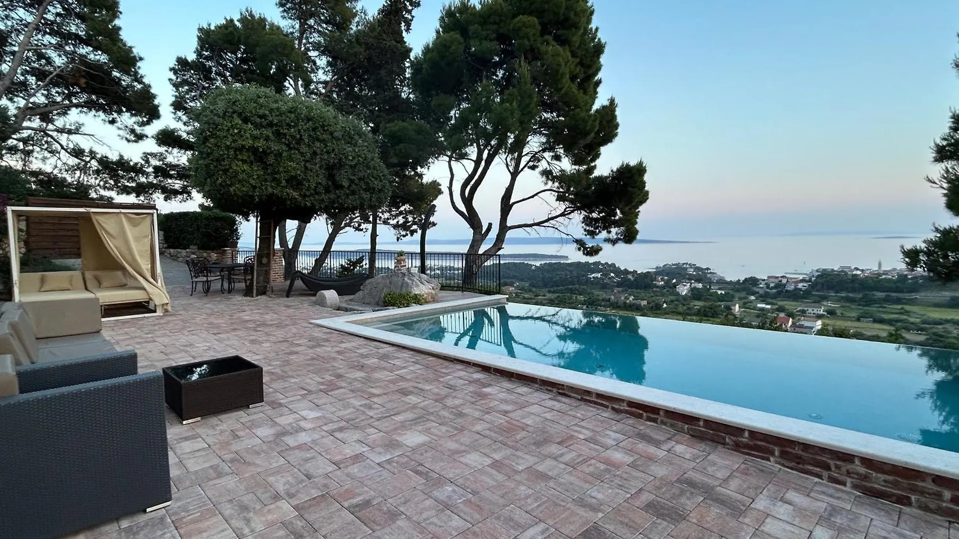 Guest house Holiday House Pantovcak, Secluded Stone House With Heated Pool And Unique View Rab Town Croatia